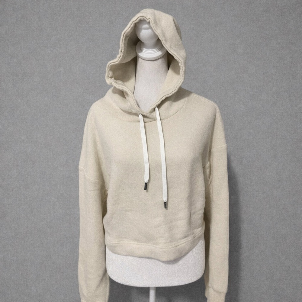 Feat cream crop hoodie
